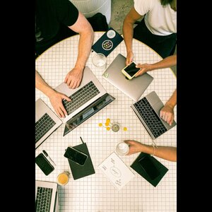 Twenty Four Webvertising B.V. image 1