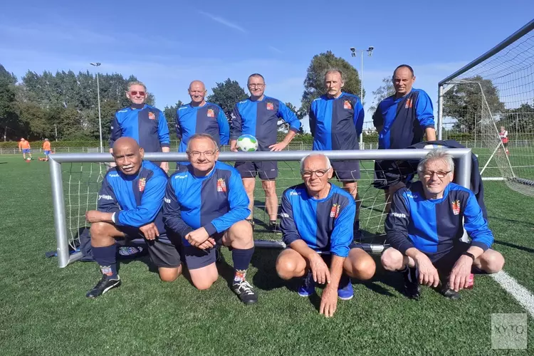 Harlinger Walking Footballers winnen sportiviteitsbeker