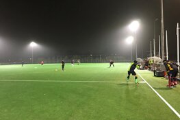 Burgemeester en raadsleden op bezoek bij HMHC voor Sportakkoord