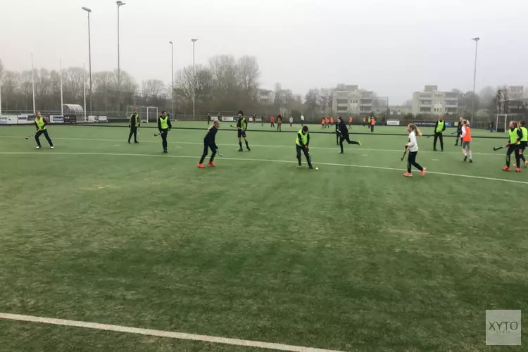 Nieuws van HMHC: onderlinge wedstrijden en Pieten hockey