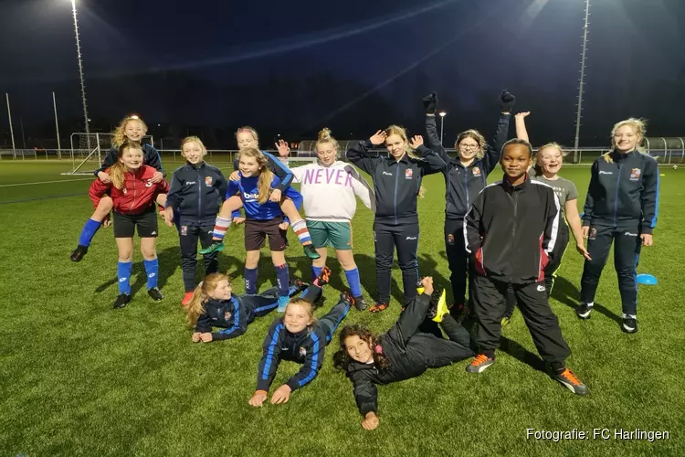 Meisjestrainingen bij FC Harlingen steeds populairder