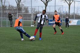 Plezier tijdens 4x4 mixtoernooi fc Harlingen JO11-1 en JO13-1
