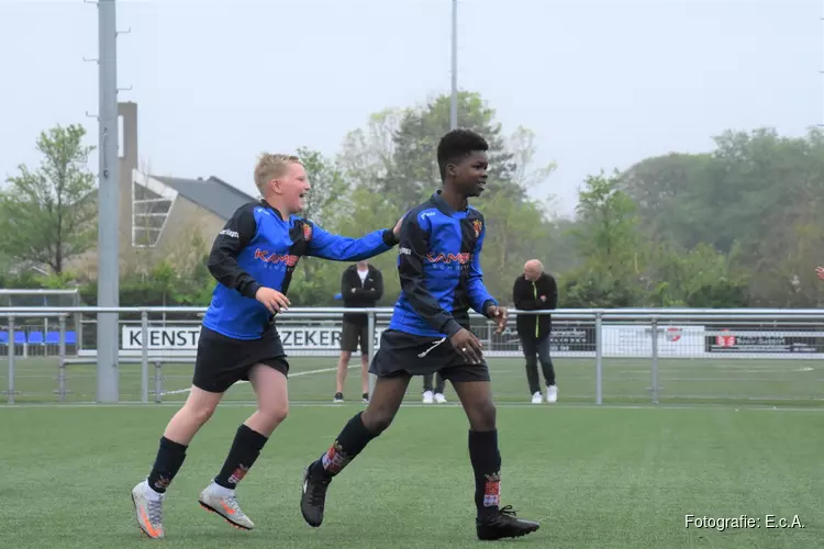 Regiocup van start, de velden bij fc Harlingen kleuren weer blauw!