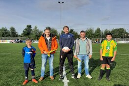 Scheids- en lijnrechters bedankt bij fc Harlingen