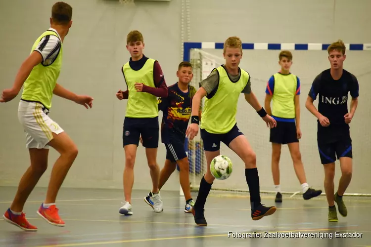 Geslaagd Exstador zaalvoetbal jeugdtoernooi