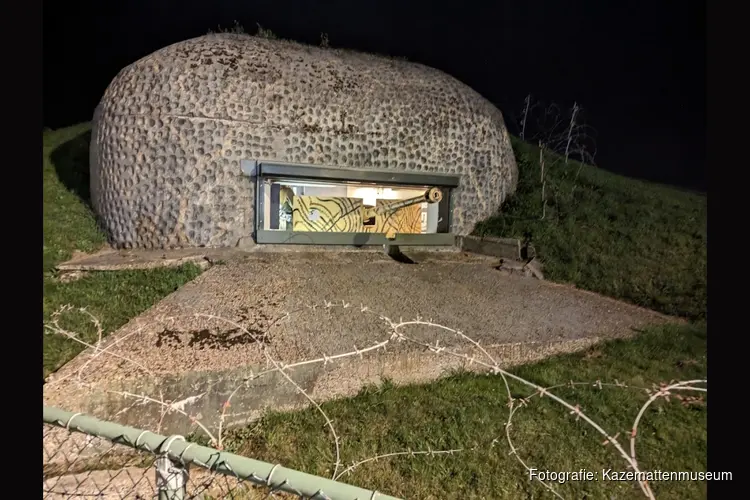 Zonder licht zie je niks, een nachtelijke reis door het Kazemattenmuseum