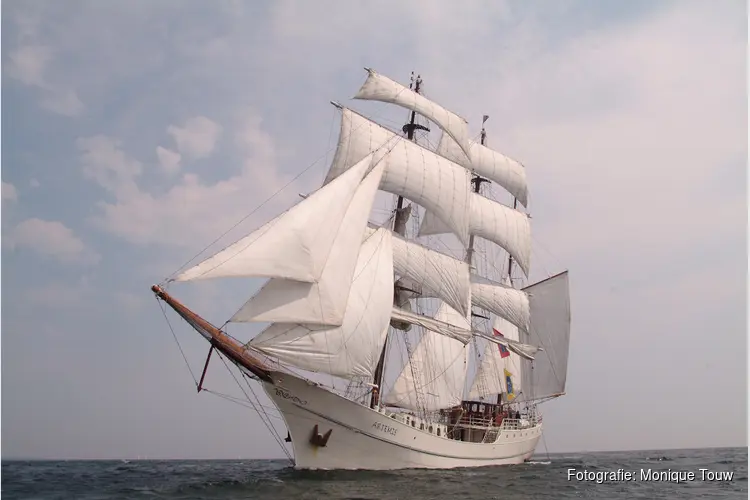 Zes maanden school op zee: jongeren stappen aan boord van de Artemis