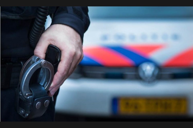 Vier aanhoudingen voor uitvoer van drugs